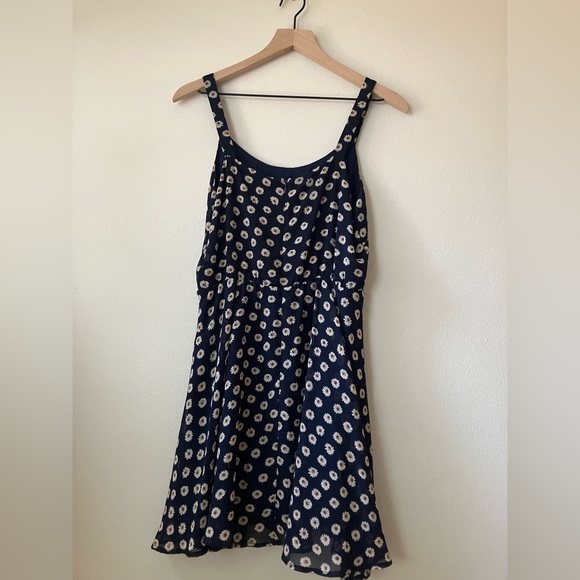 Floral Urban Outfitters Luca Couture Fit and Flare dress - Picture 4 of 6